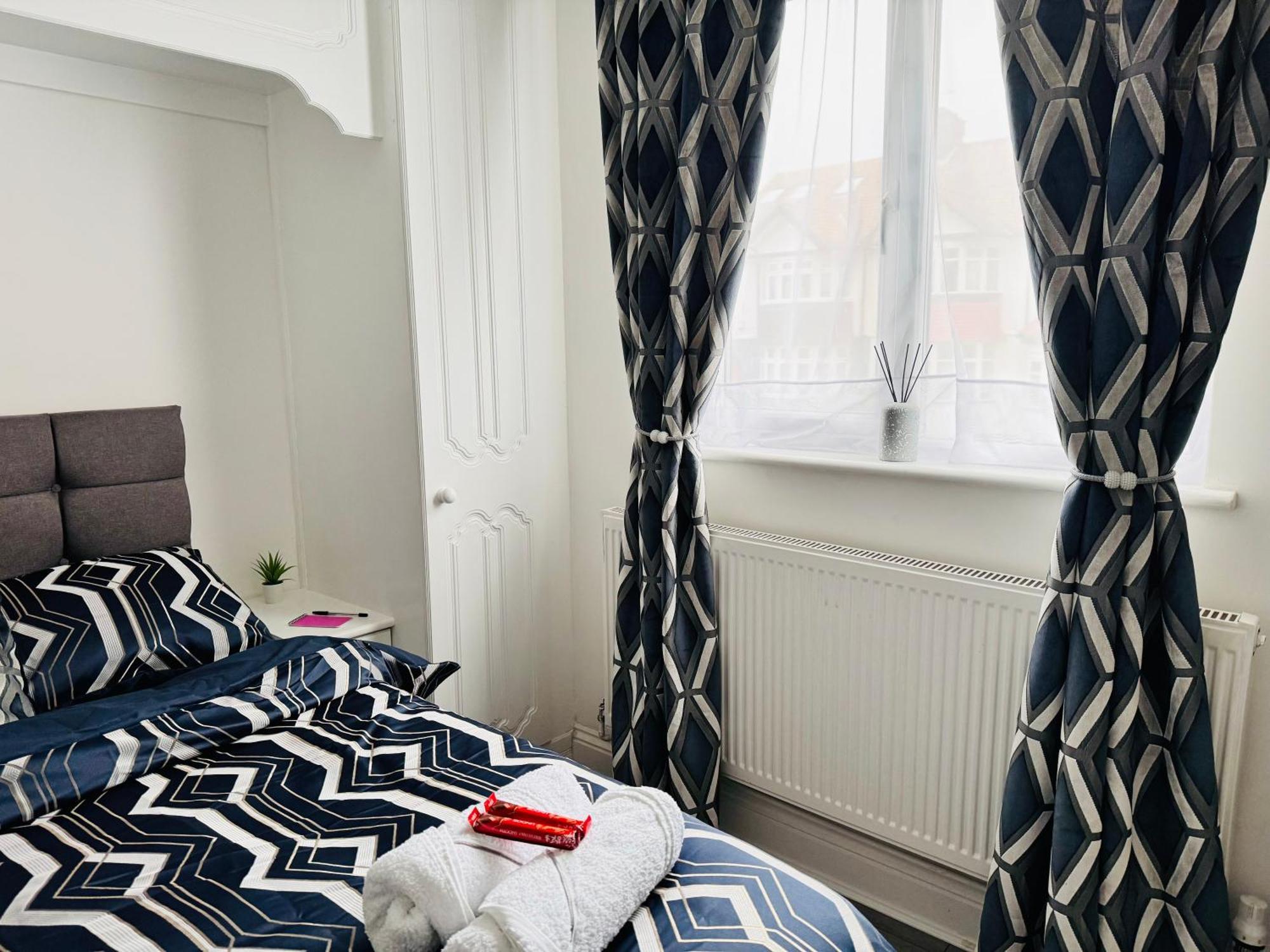 The Residence London Bagian luar foto